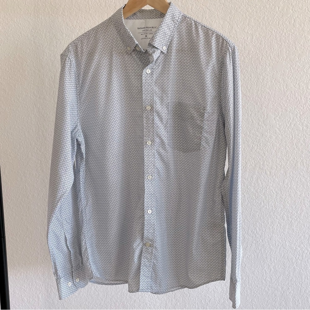 Banana Republic Luxe Poplin Untucked Slim Fit Shirt